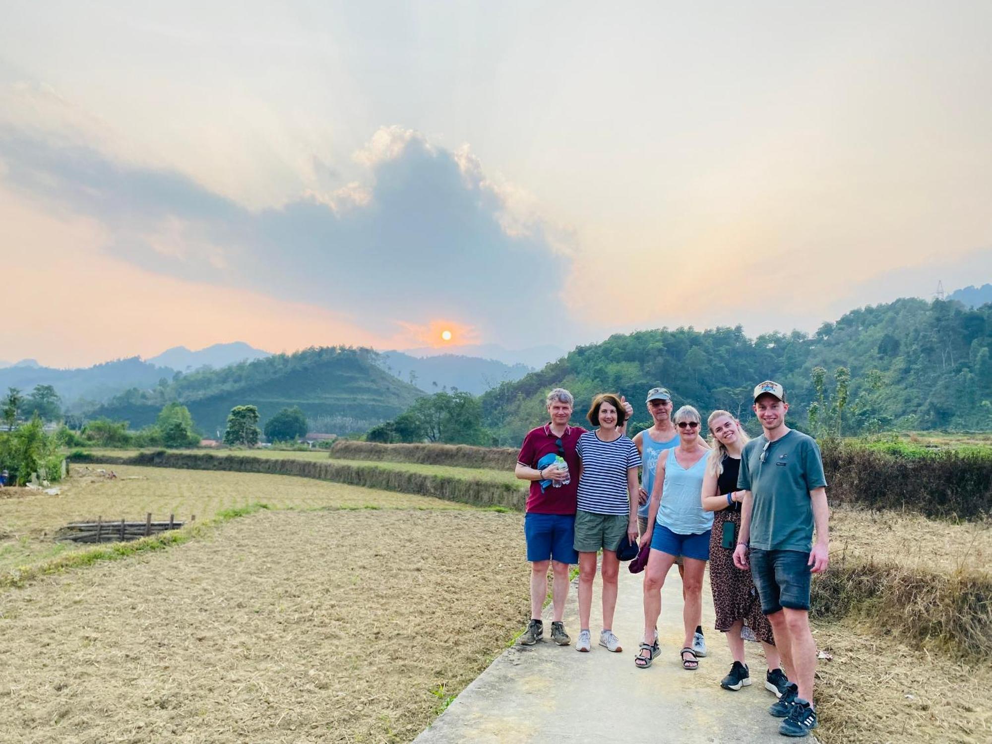 Ban Bang Ecolodge Tours & Motorbike Rental Ha Giang Exterior foto