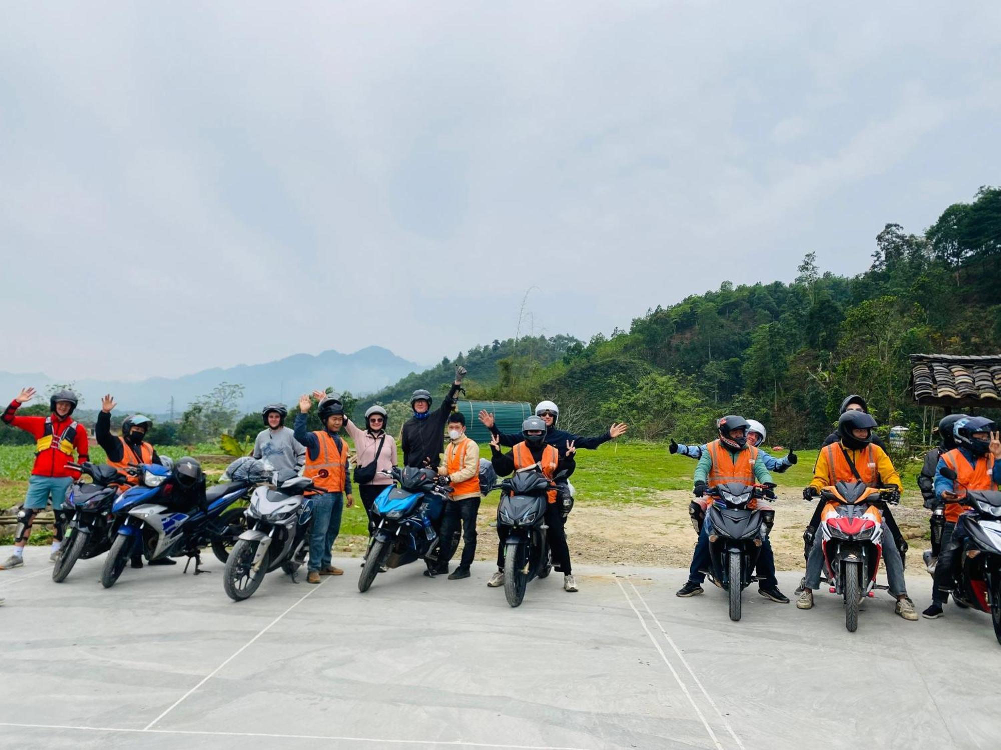 Ban Bang Ecolodge Tours & Motorbike Rental Ha Giang Exterior foto